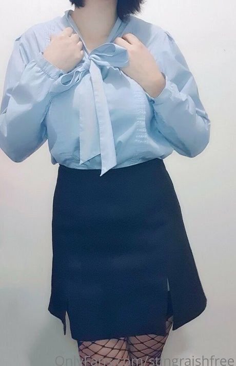 stingraishfree sexy actress img