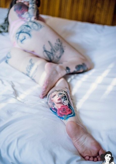 Tatycamili pornstar nude images