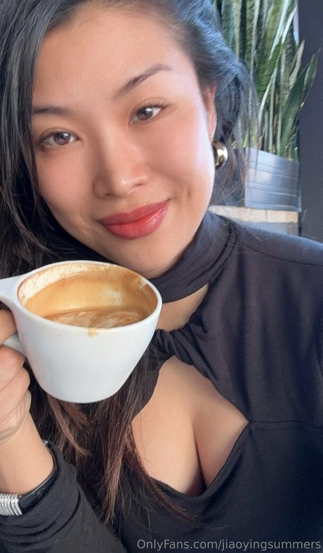 jiaoyingsummers adult star image