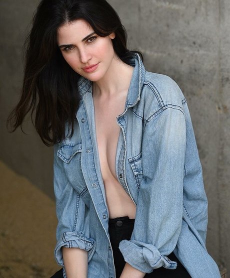 Kelleth Cuthbert beautiful pornstar pictures