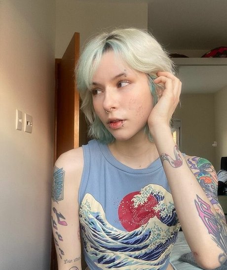 Luh Setra model erotic galleries