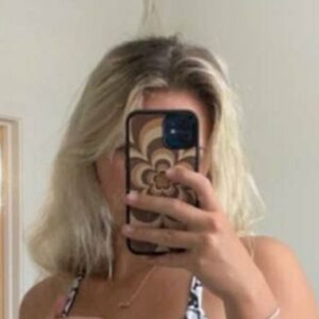 Alyssa Leary pornstar pretty images