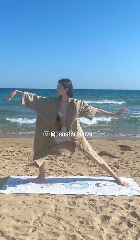 Dana Taranova model hot pic