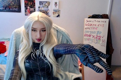 Allykitti star art gallery