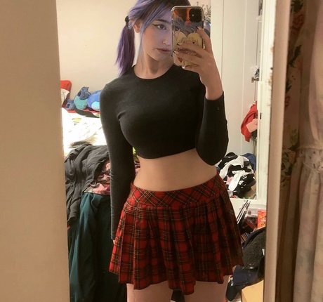 Allykitti free model pics