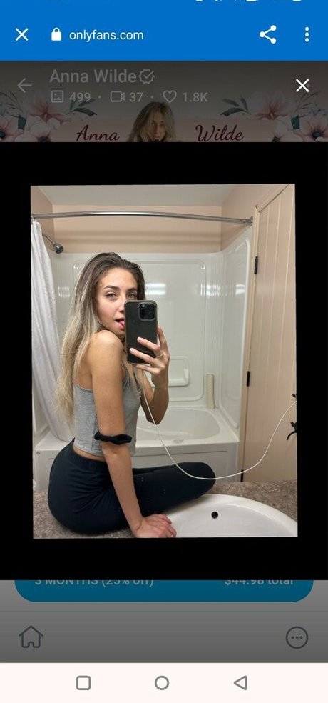 YellowMinimum6204 model sexy pic