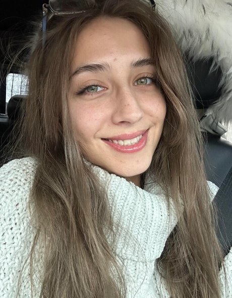 YellowMinimum6204 model sexy pictures