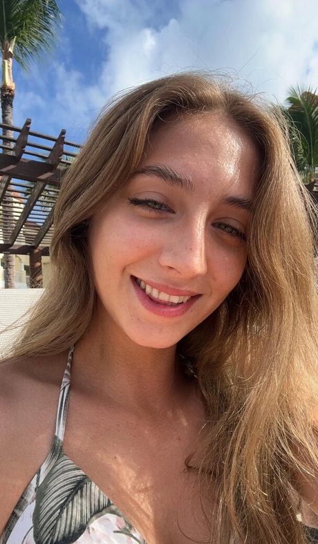 YellowMinimum6204 model sexy galleries