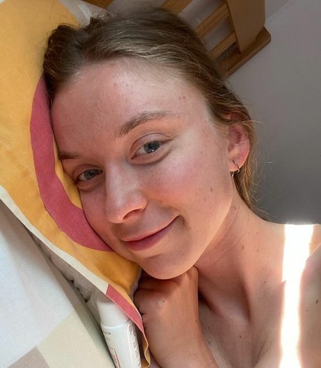 YouRina pornstar beautiful images