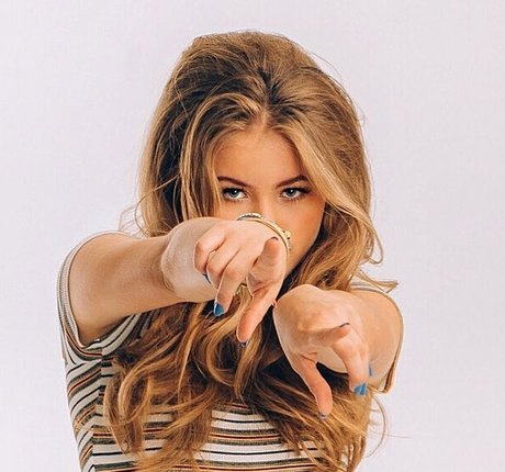 Kerri Medders star nudes picture