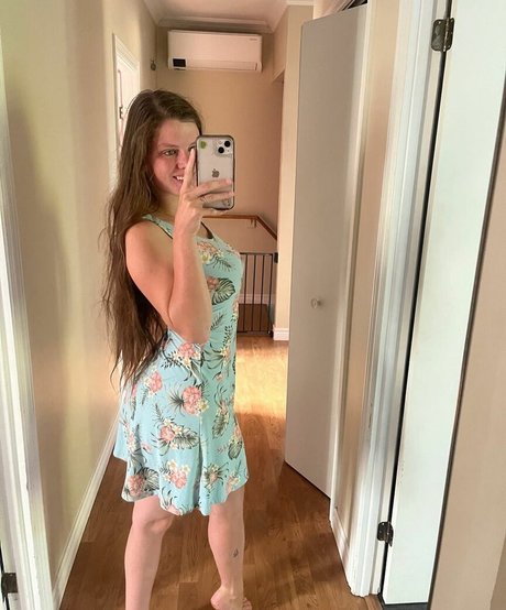 thenaughtykim art star pictures