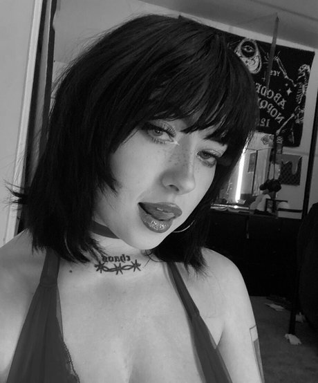 Adrianna Cooletti xxx pornstar pic