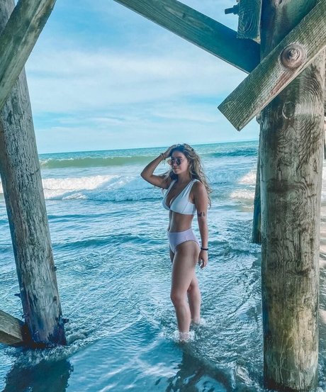 Caitlin Betterly star perfect pictures