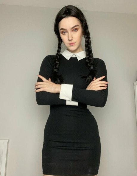 Rae Moonn model nudes img