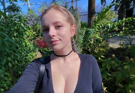 emmanuelleweddell beautiful star img