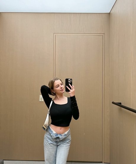 emmanuelleweddell nude pornstar images