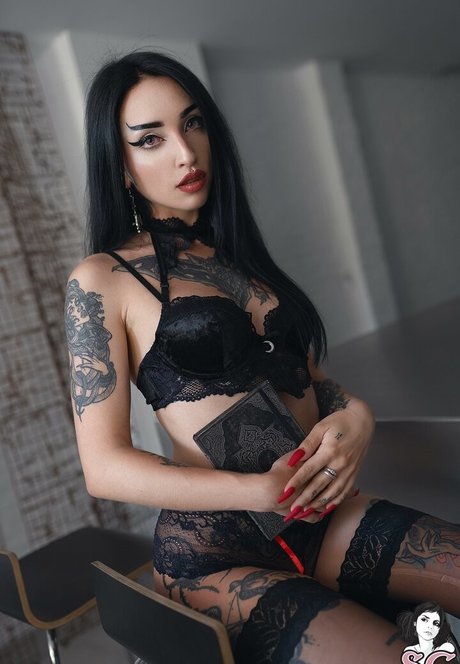 sikoisdead star adult photo