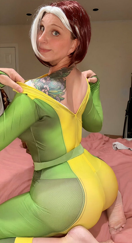 brynnwoods exclusive star photo