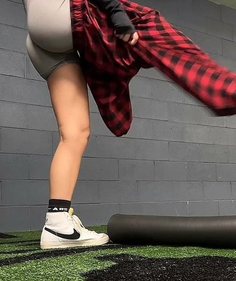 ciggybae pretty star photos