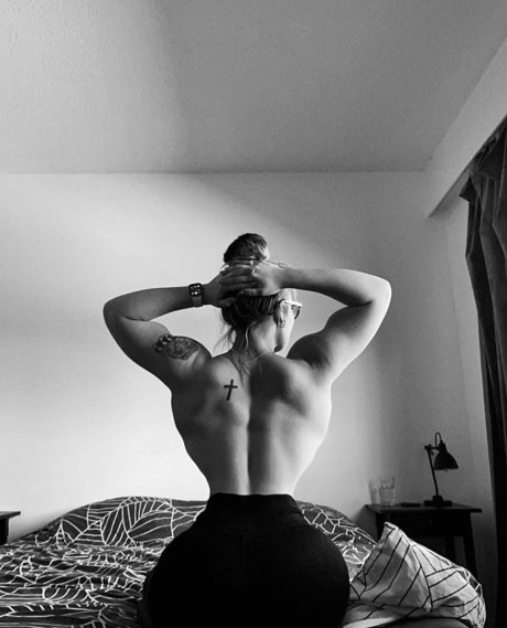 Ronjalexandra free star gallery