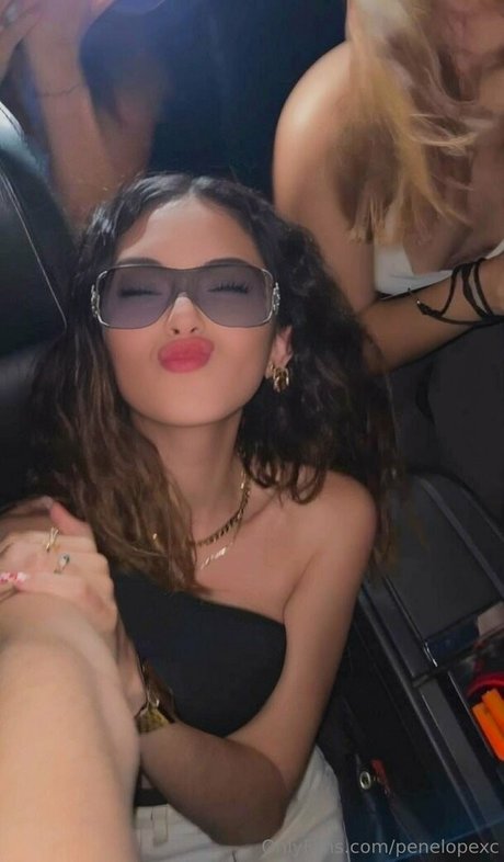 penelopexc star high quality picture