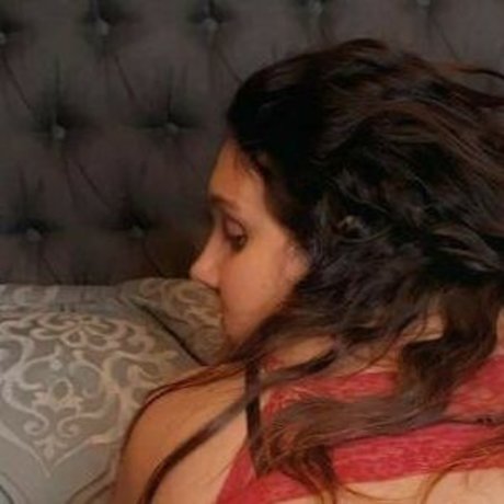 Itsthecleavagequeen nice actress pictures