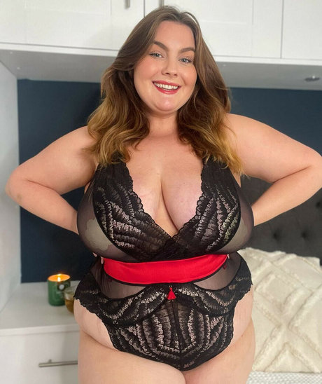 Lauren Dungey porn star gallery