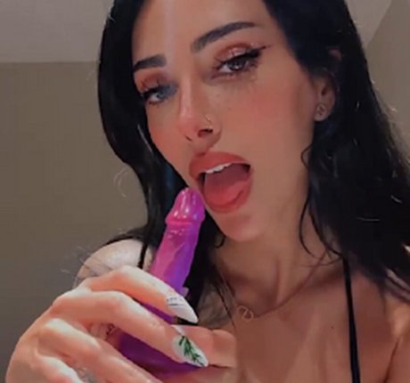 Rose Zara star sex img