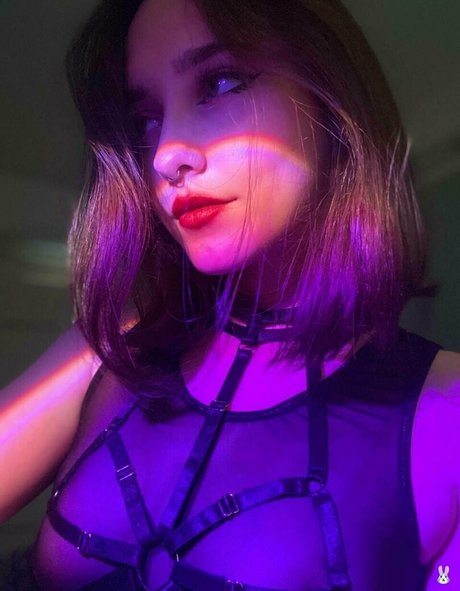 sonya me high quality model gallery