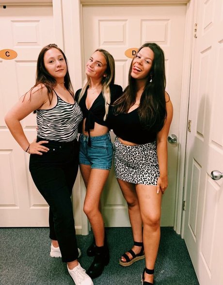 Rachel P beautiful model img