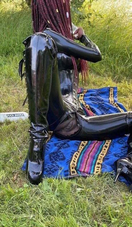 Sexmeat art actress archive