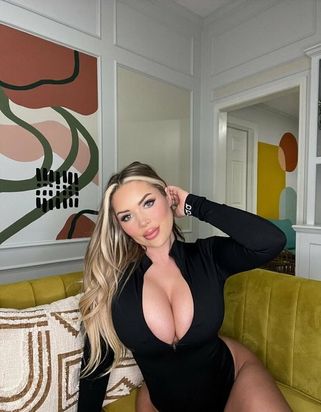 Maddy Mayes model erotic pics