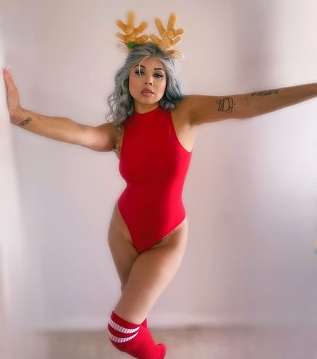 thetezzashow model sexy pic