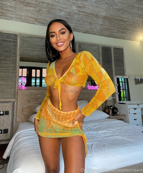 Carla PieceArt star top img