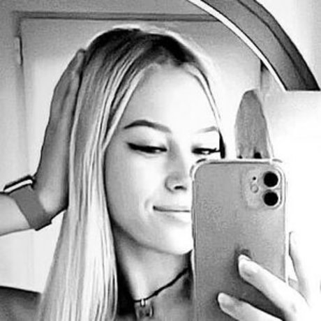 Bqcass nudes actress pics