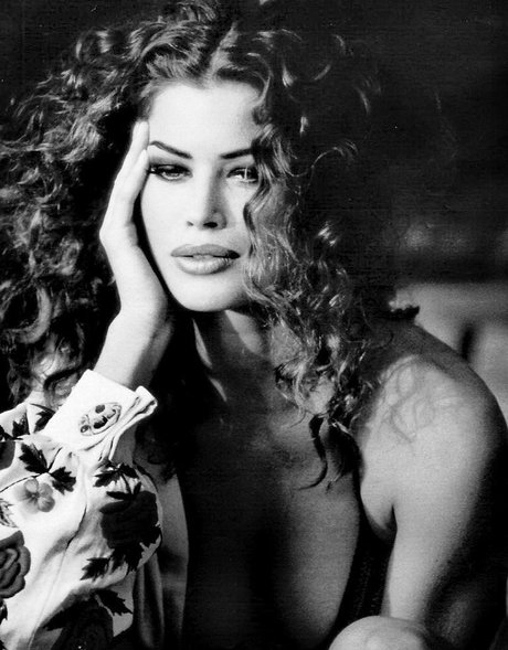 Carre Otis star xxx image