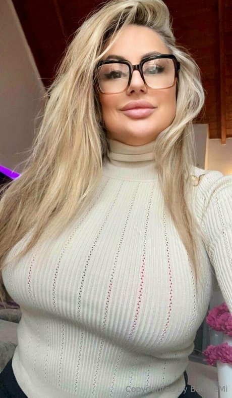 nerdy teen onlyfans free porn photo