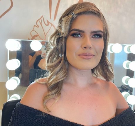 Erica Lindbeck nudes actress photos