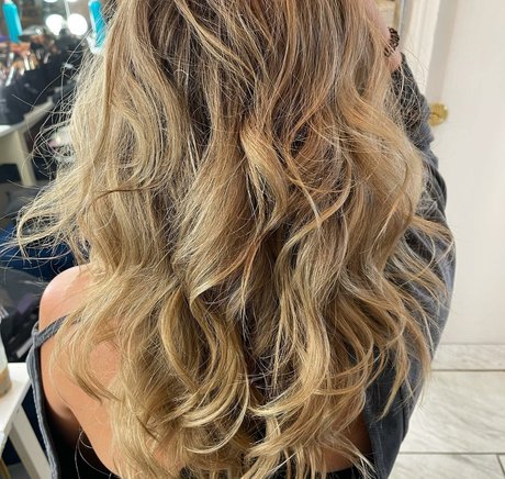 Erica Lindbeck Profile pic