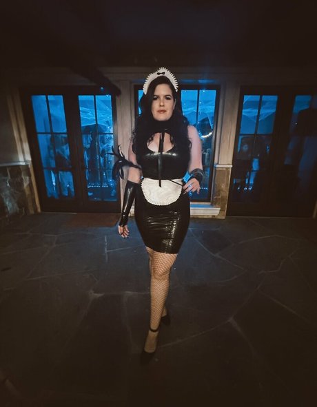 Erica Lindbeck star galleries