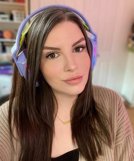 katestark hot actress pictures