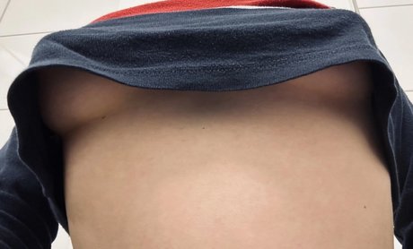 Linneasky hot actress pic