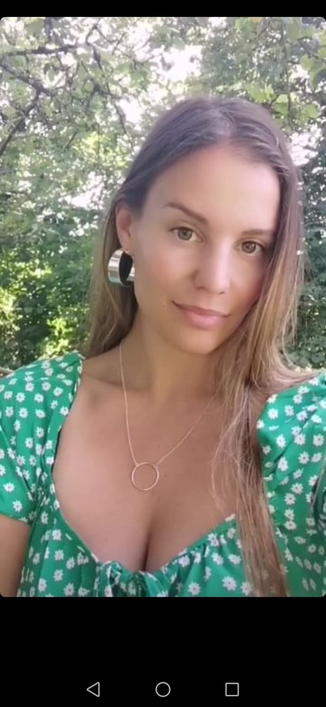 Ewenae naked actress galleries