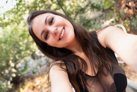 Rachelle Chelle Smith erotic model galleries