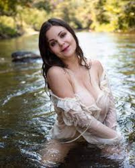 Rachelle Chelle Smith beautiful actress picture