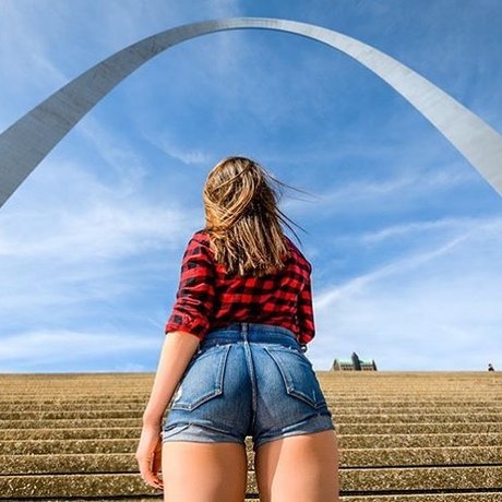 Sasha Emiri Sander exclusive model images