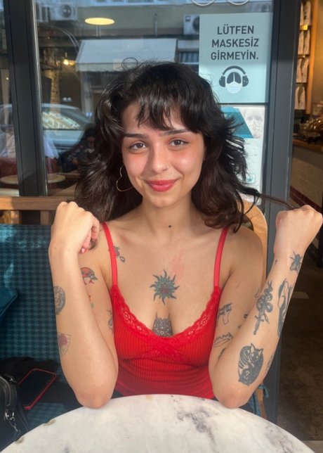 Ciciguener sex star photos