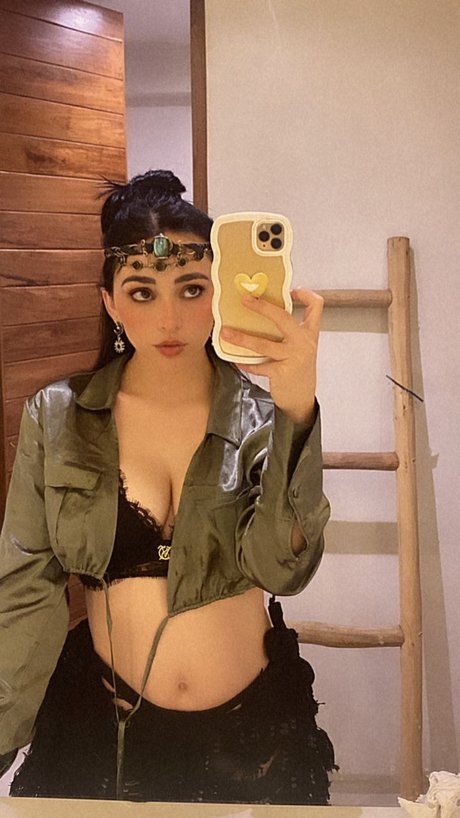 _Feliftt model perfect photos