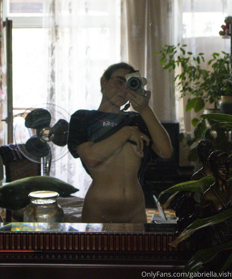 Gabriella Vish porn actress gallery