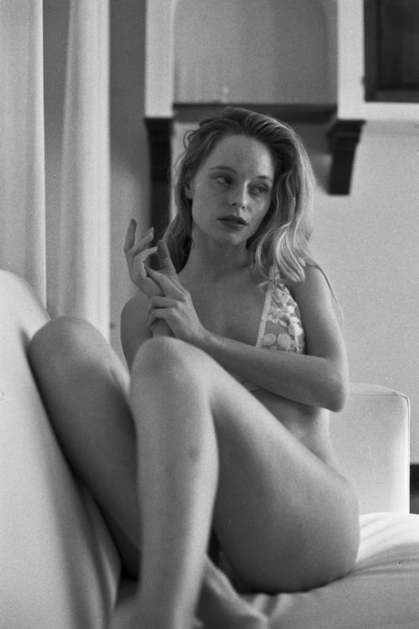 Maria Kn model pretty photos